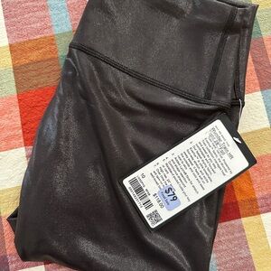 NWT Wunder Train HR tight